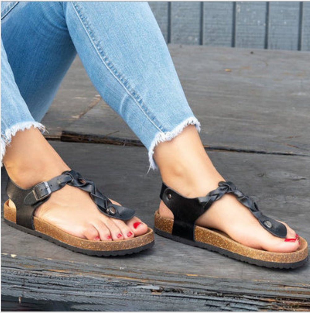 Minimalist Flat Flip-flops