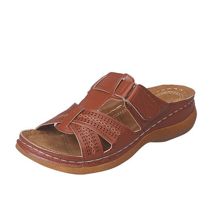 Dark brown cross-strap platform sandals