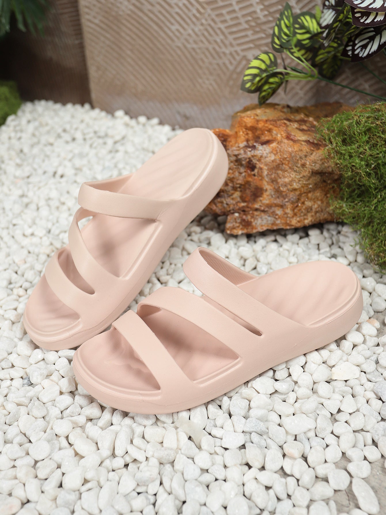 Beach slides in apricot