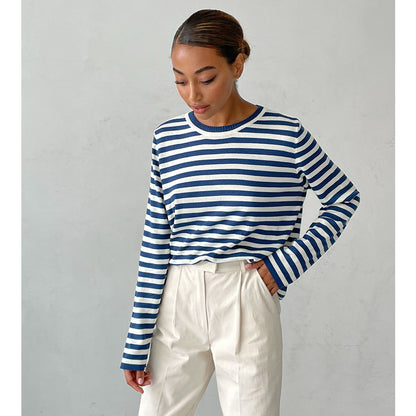 Close-up of the soft core-spun striped knit texture