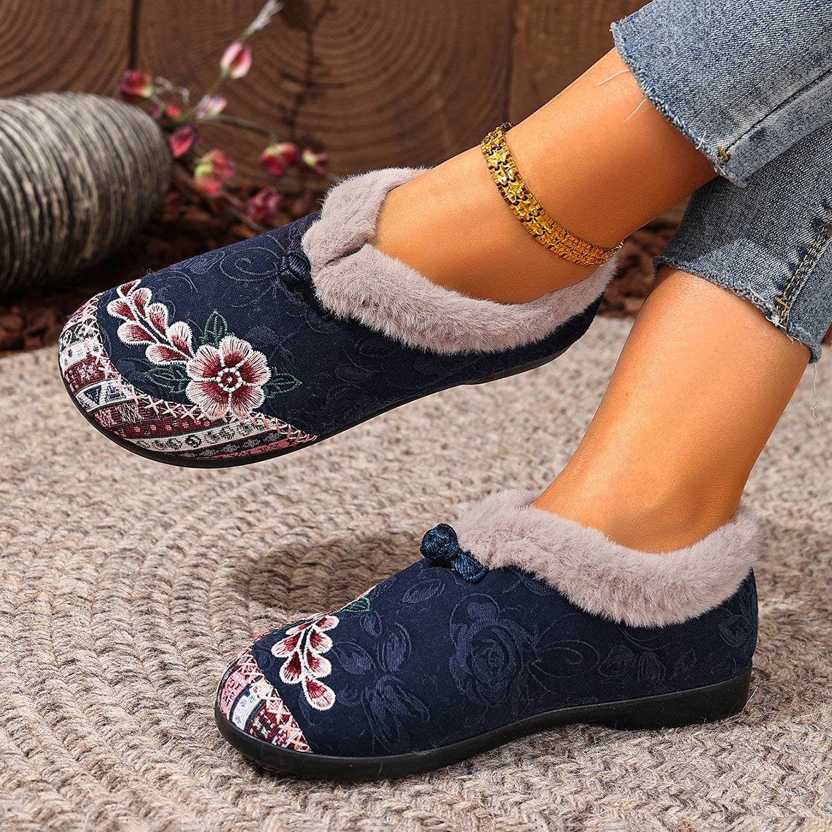Embroidered Fleece-Lined Winter Flats for Women